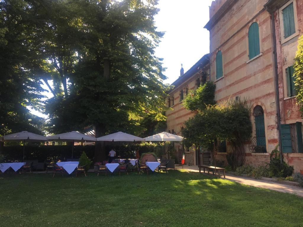 Ai Tigli Castel d'Ario